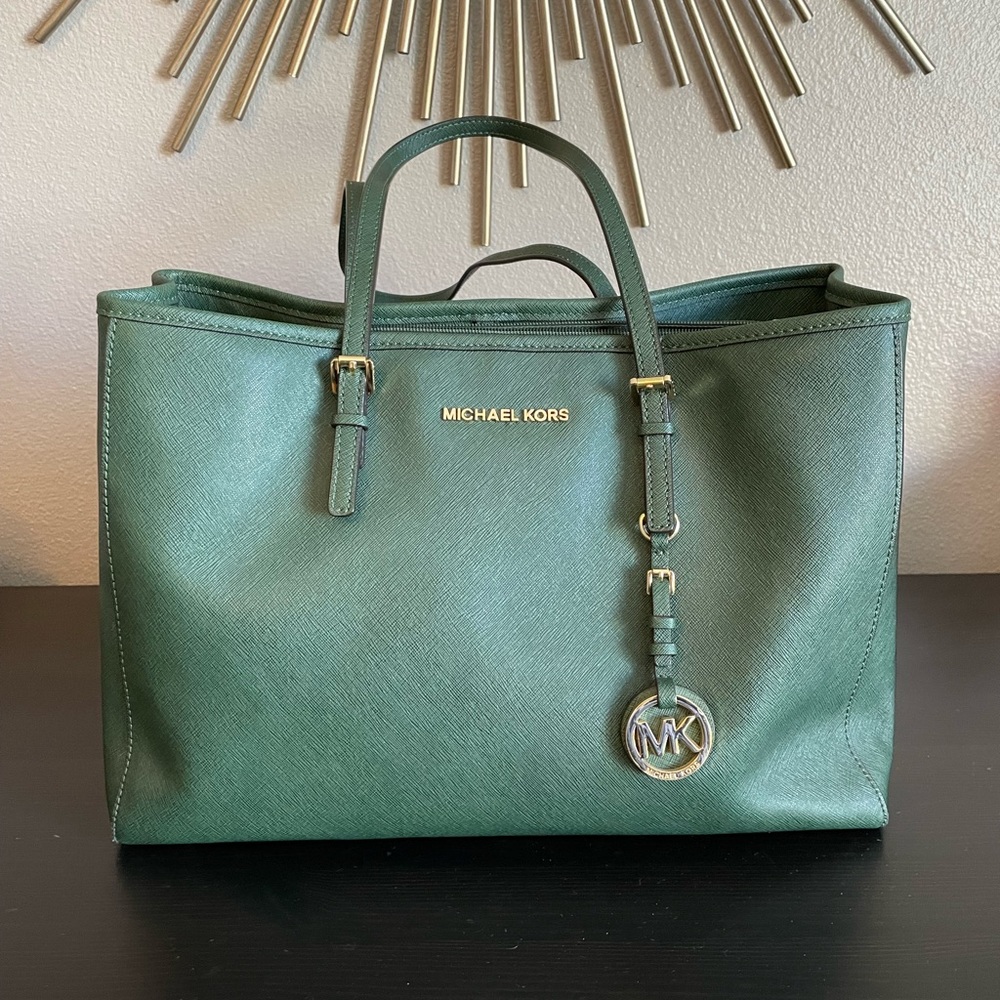 Michael Kors Large Satchel in Green Saffiano Leather